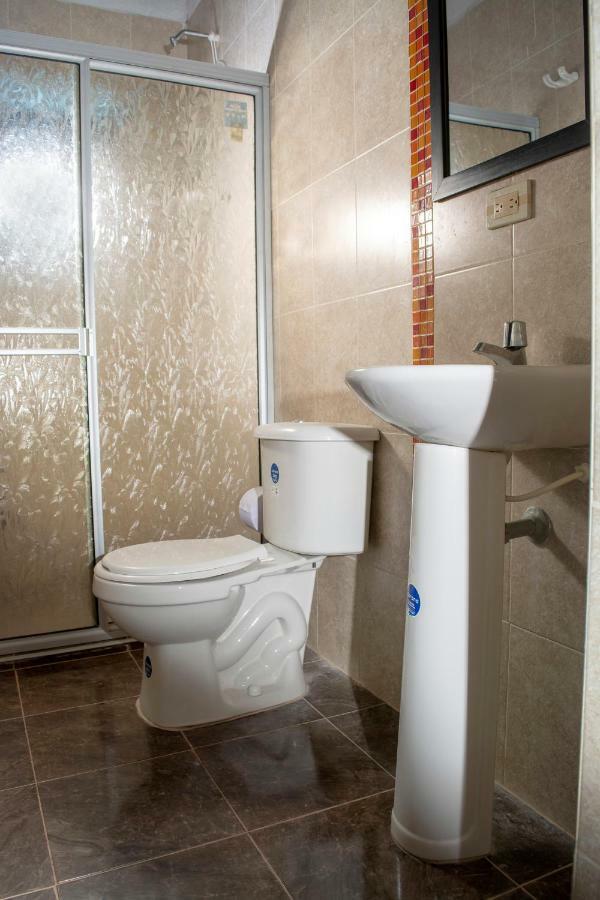 Hostal El Ruby Вільяв'єха Екстер'єр фото