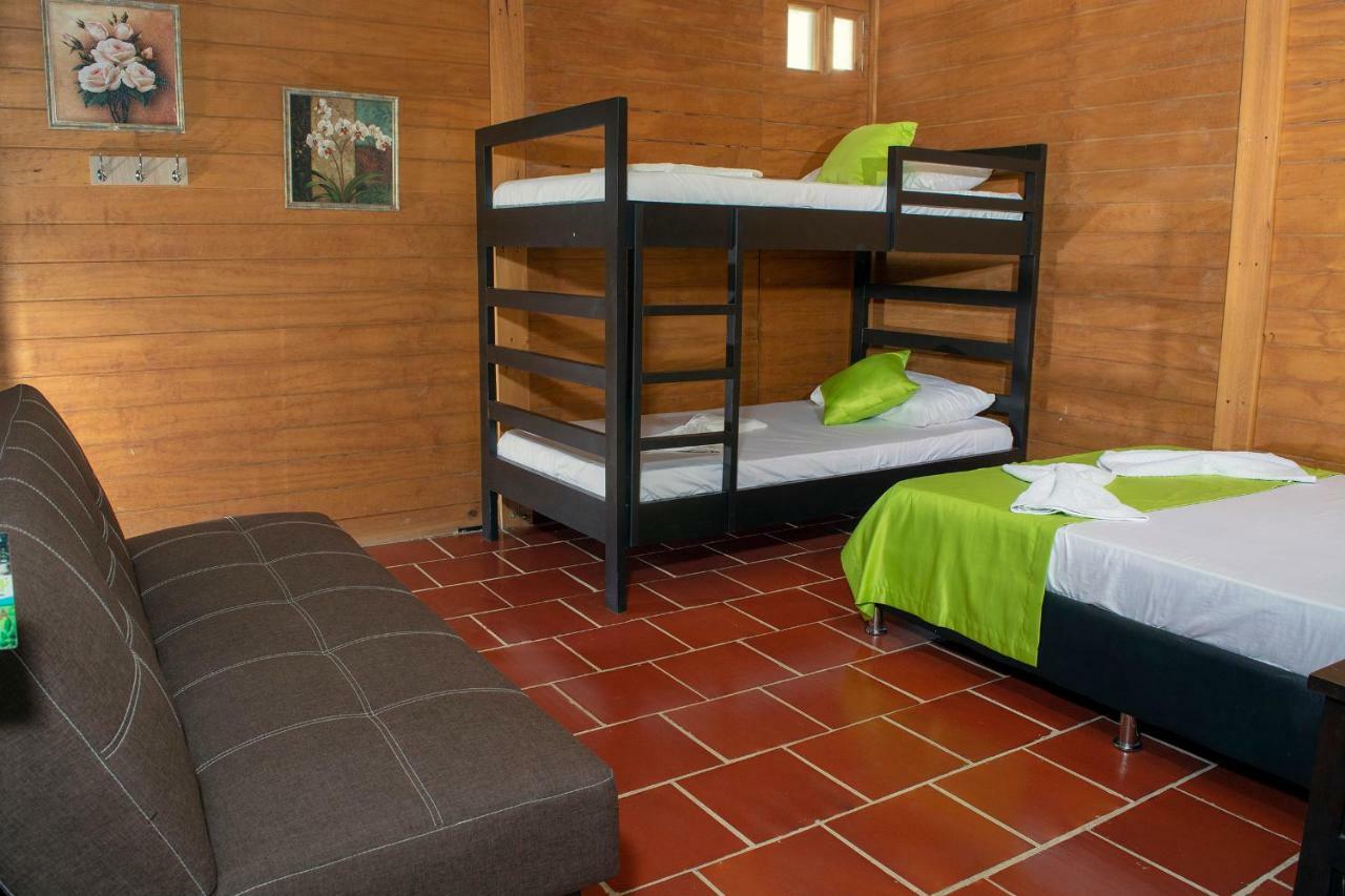 Hostal El Ruby Вільяв'єха Екстер'єр фото